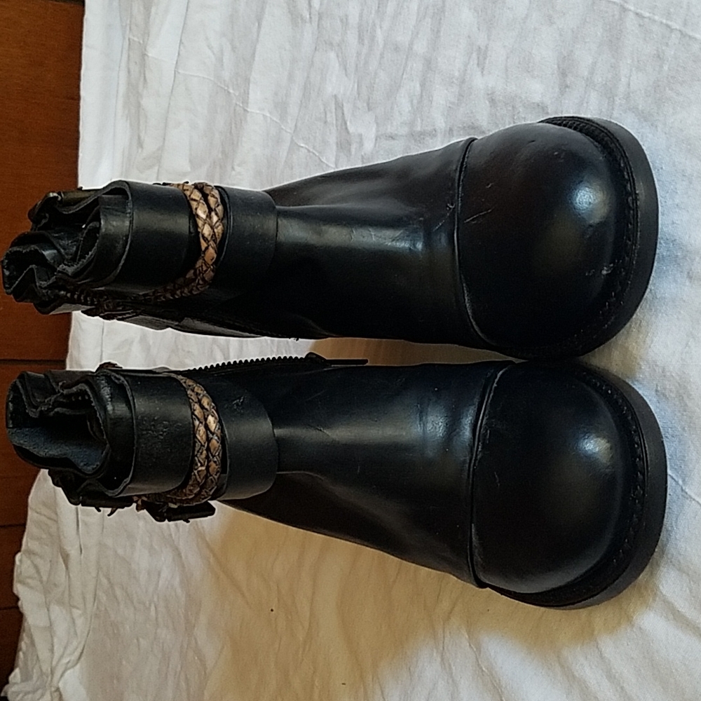 Free bird by Steven Ankle boots
